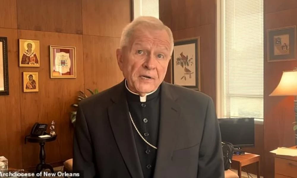 Αρχιεπίσκοπος Νέας Ορλεάνης: Κάψαμε την Αγία Τράπεζα μετά τη "δαιμονική" συνεύρεση του ιερέα